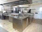 SE VENDE ESPECTACULAR RECINTO TOTALMENTE EQUIPADO Y...