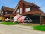 SE VENDE CASA BARRIO INGLES CON QUINCHO Y GRAN PISCINA SE VENDE CASA BARRIO INGLES CON QUINCHO Y GRAN PISCINA