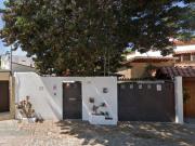 Se vende excelente casa De Capulines, Jurica Pinar,...