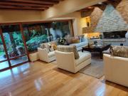 SE VENDE EXCELENTE CASA EN BOSQUES DE LAS LOMAS V