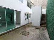 SE VENDE EXCELENTE CASA PARA ESTRENAR