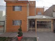 SE VENDE EXCELENTE CASA, zona Centro, Victoria de...