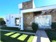 Se Vende Exclusiva Propiedad en Sector Azul de Nogales,...