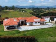 SE VENDE FINCA EN EL CARMEN DE VIBORAL CERCA A SAN...
