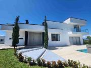 SE VENDE FINCA LUJOSA EN CERRITOS PEREIRA