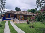 SE VENDE FINCA. VIA QUIMBAYA FILANDIA