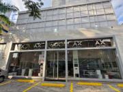 Se Local comercial con fondo de comercio en Las Mercedes