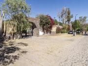 SE VENDE GRAN CASA EN JURICA, TIPO RUSTICA MUY BONITA