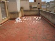 SE VENDE GRAN CASA PARA REFORMAR EN EL CENTRO DE ASPE