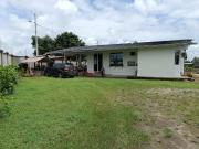 SE VENDE HERMOSA CASA 251 M2. DE CONST. NUEVO QUININDÉ –...