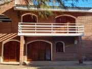 SE VENDE HERMOSA CASA 3 DORM, PISCINA Y DEP CALLE ROQUE...