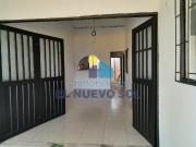 ¡SE VENDE HERMOSA CASA CON MEDIA PLACHA MUY BUENA...