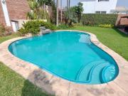 SE VENDE HERMOSA CASA CON PISCINA EN LA PLANICIE SEGUNDA...