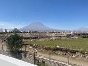 SE VENDE HERMOSA CASA CON PISCINA EN URB. PRIVADA DE CAYMA