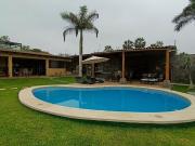 SE VENDE HERMOSA CASA DE CAMPO UBICADA EN PACHACAMAC URB...