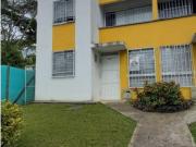 SE VENDE HERMOSA CASA DUPLEX EN PALMAR DEL OTUN
