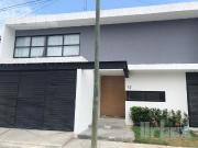 SE VENDE HERMOSA CASA EN FRACCIORAMA 2000, CAMPECHE