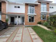 SE VENDE HERMOSA CASA EN FUSAGASUGA EXCELENTE UBICACIÓN