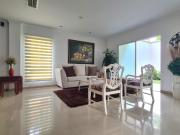 SE VENDE HERMOSA CASA EN LA CASTELLANA