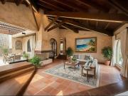 Se vende hermosa casa en La Molina con cerro