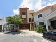 SE VENDE HERMOSA CASA EN PEDREGAL DE LA SILLA EXCLUSIVA...