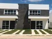 SE VENDE HERMOSA CASA EN RESIDENCIAL PLAYA AZUL, PLAYA...