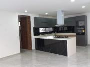 SE VENDE HERMOSA CASA EN SECTOR LAS MERCEDES