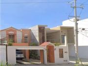 SE VENDE HERMOSA CASA EN UBICACIÓN EXCLUSIVA EN SÁBALO...