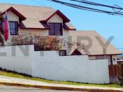 Se vende hermosa y amplia casa en exclusivo sector...