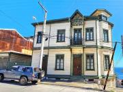 Se vende hermosa y amplia casona con vista al mar