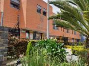 SE VENDE HERMOSO APARTAMENTO REMODELADO EN CONJUNTO...