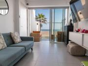 SE VENDE HERMOSO DEPARTAMENTO DE PLAYA FRENTE AL MAR...