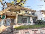 SE VENDE IMPONENTE CASA SOBRE AVENIDA SABATTINI