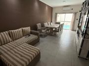 Se vende Interno con pileta y patio!