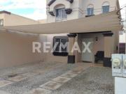 SE VENDE LINDA CASA DE 3 HABITACIONES EN RESIDENCIAL...