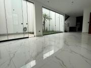 SE VENDE LINDA CASA DE ESTRENO EN CONDOMINIO, ZONA...