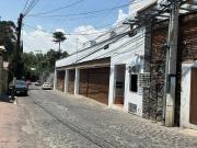 Se vende linda casa en condominio en Lomas Quebradas