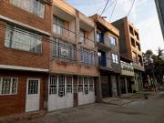 VENTA DE CASA RENTABLE EN KENNEDY CENTRAL