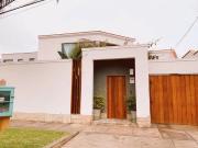 Se vende linda casa independiente no en condominio en la...
