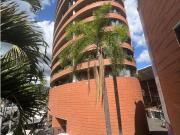 Se vende local a pie de calle 62+80m2 La Castellana 0220