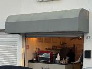 Se Vende local comercial con cafetería en funcionamiento