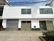 Se Vende Local Comercial de 600m2 A.T. Av. Huaylas,...
