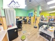 SE VENDE LOCAL COMERCIAL, DOS PUERTAS DE ENTRADA A DOS...