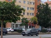 Se vende local comercial en Avenida Velázquez