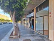 SE VENDE LOCAL EN LOS DOS CAMINOS CARACAS