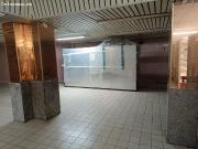 Se vende local enorme al lado de la estación de autobuses