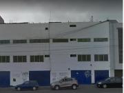 Se vende local industrial de 3 pisos en sobre la avenida...