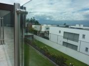 SE VENDE LUJOSA CASA DE CINCO HABITACIONES EN...