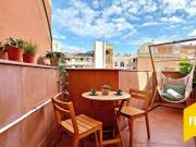 Se vende Luminoso ÁTICO con Terraza en Zona Centro, dos...