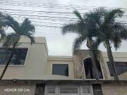Se vende mansión en Urbanización Privada Las Riberas